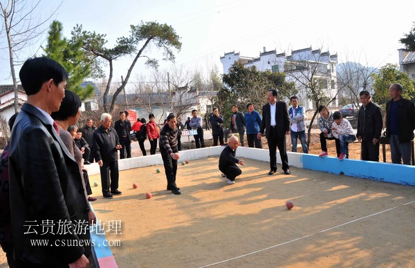 [旅地關注]江西婺源:山村“奧運會”(圖)